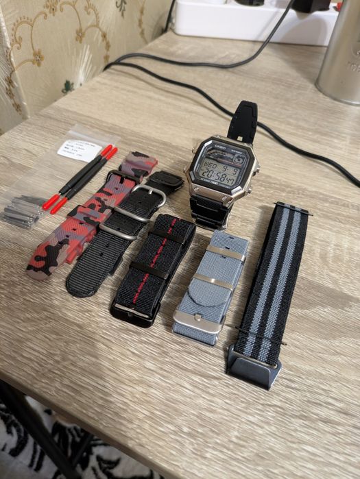 Модифікований годинник Casio WS-1600H + ремінці, шпильки та інструмент