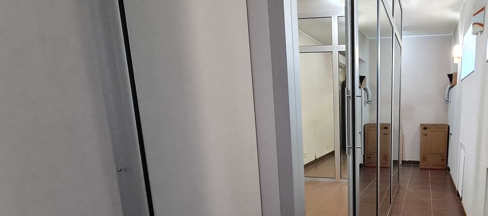 Продаж фасадного приміщення по вул. Погранична. 200 кв.м.