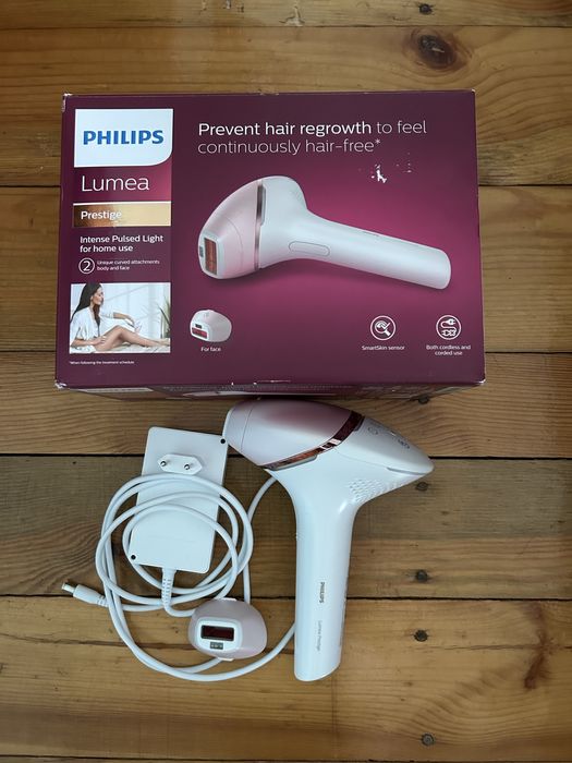 Фотоепілятор Philips BRI950