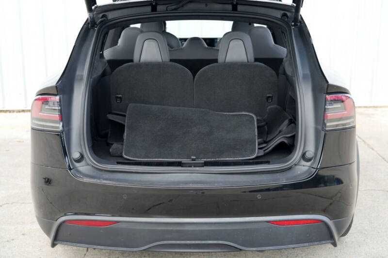 2023 Tesla Model X Standard Range