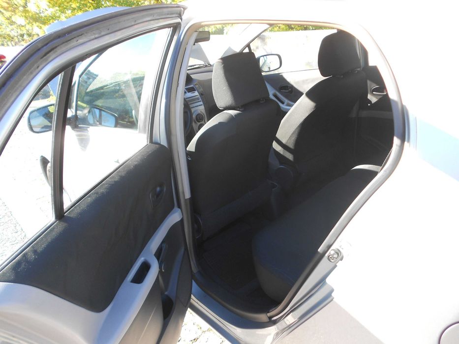 TOYOTA  YARIS  1.4  SOL  D-4D   90 Cv c/  AC  e  Filtro de Partículas