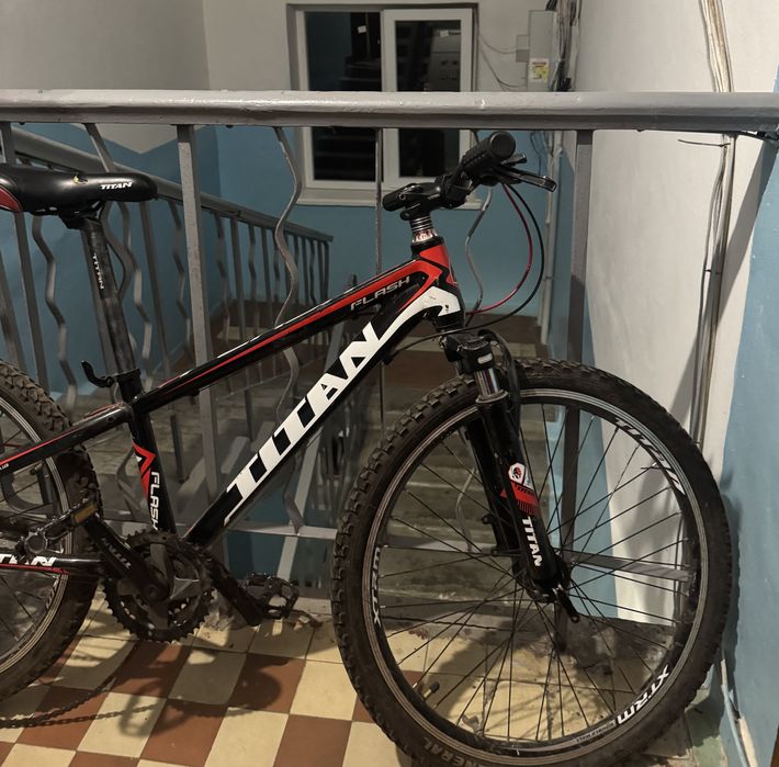 Продам велосипед ровер Titan