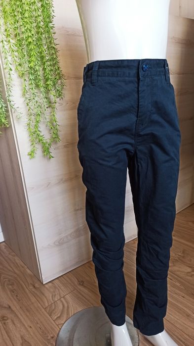 Sg Granatowe spodnie 134 spodnie chłopięce 134