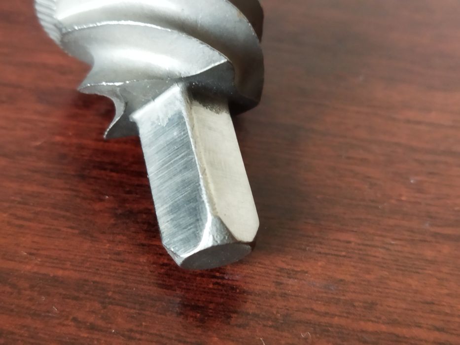 Ножы жернова для профессиональной кофемолки.