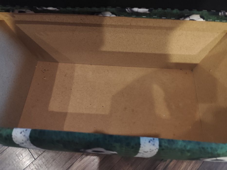 Skrzynia pudło do przechowywania piłka boisko