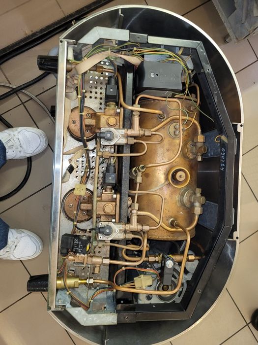 продаю кавомашина BEZZERA