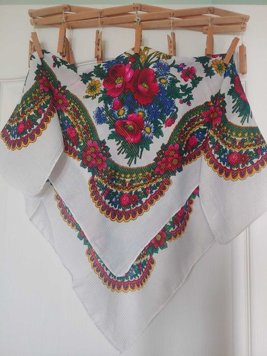 Платки с люрексом