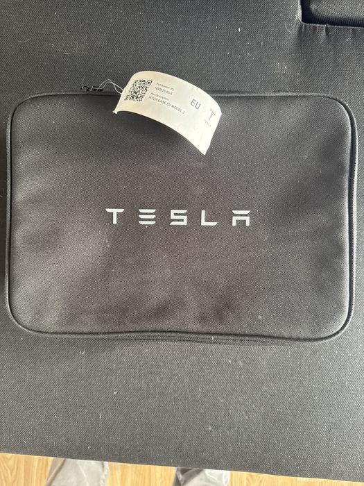 Reboque Tesla Model 3