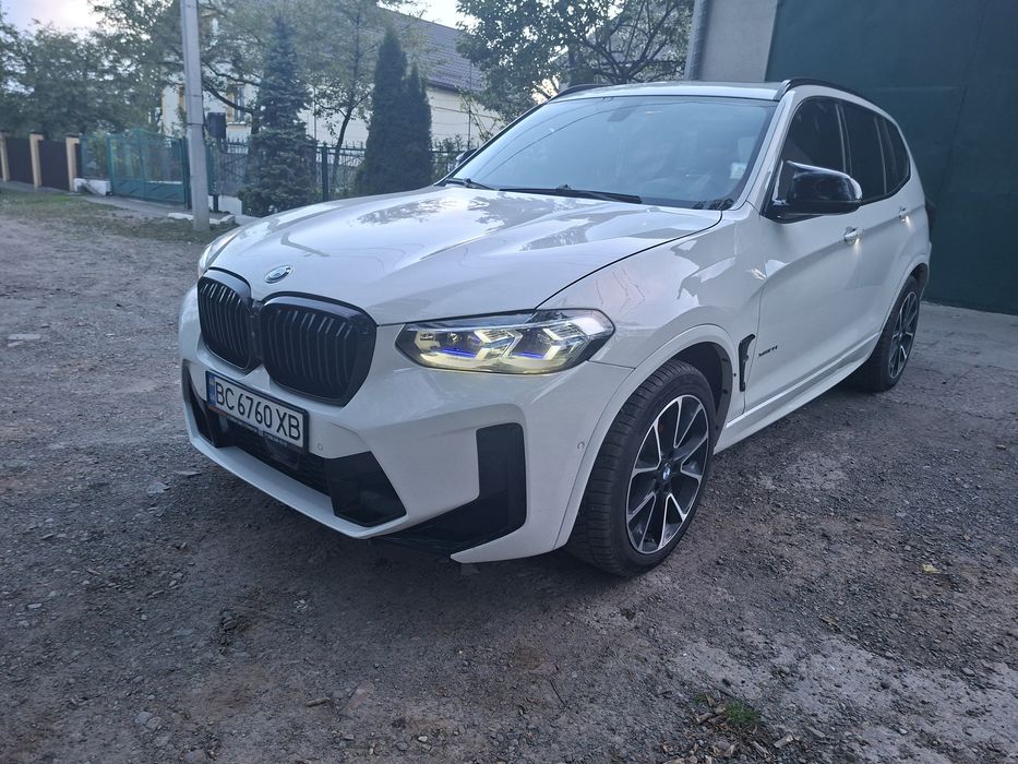 БМВ х3ф25 в G01 переодіта