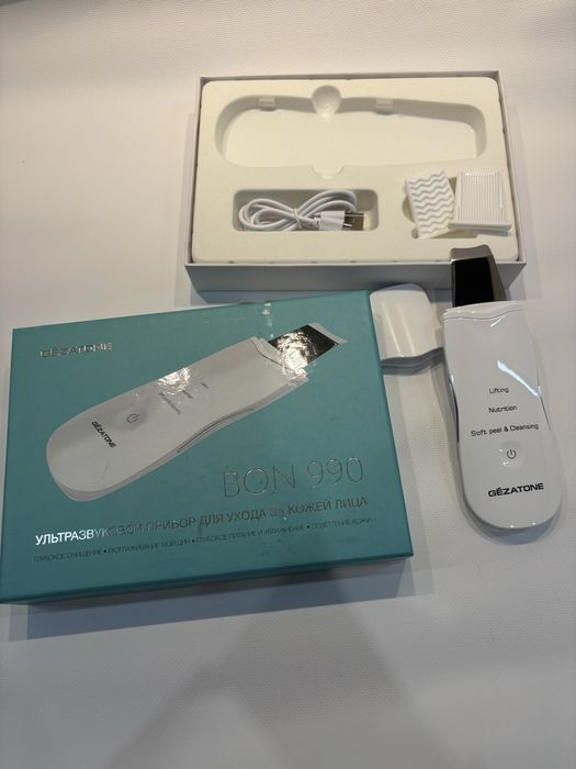 Апарат УЗТ чищення обличчя Gezatone BON-990