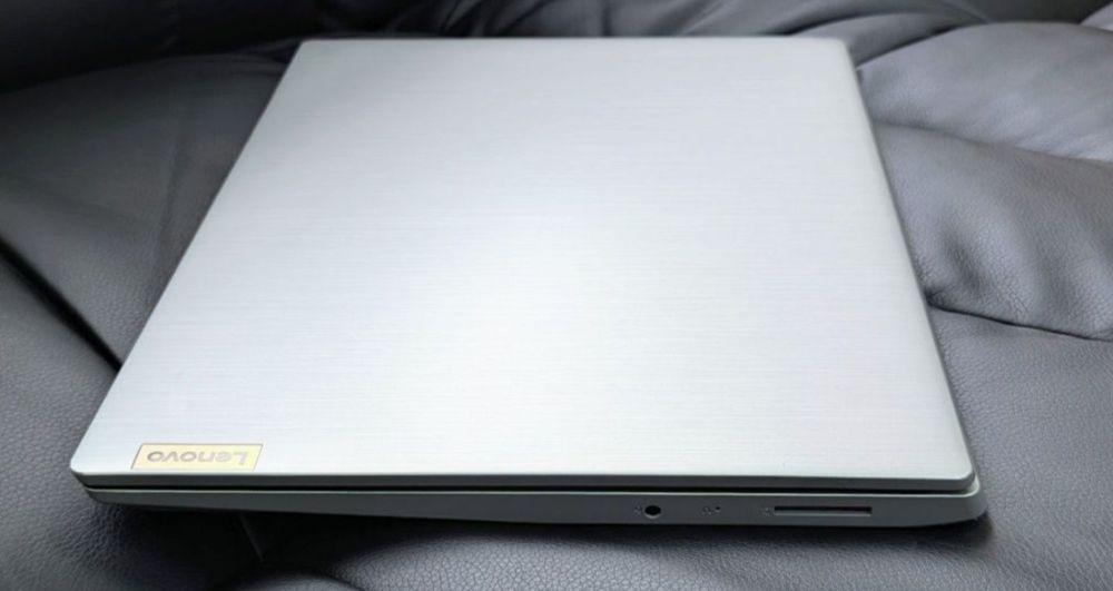 Ноутбук Lenovo IdeaPad 3 14 AMD Ryzen 3 3200u 4-32 DDR4 до 512Gb SSD дисплей FHD 14 дюймів