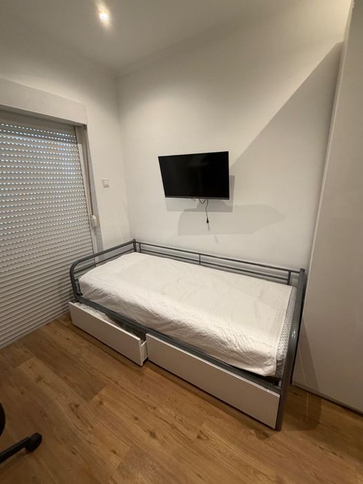 Vendo cama de ferro ikea