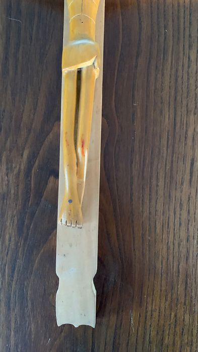 Crucifixo em madeira