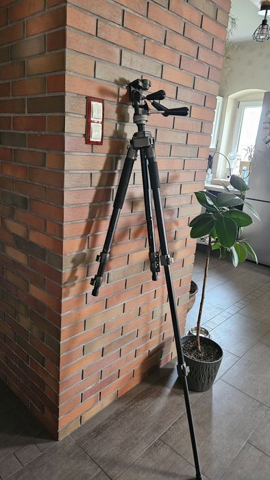 Statyw video JinLi JL-999 – solidny, wysoki (2m), głowica olejowa. Poznań