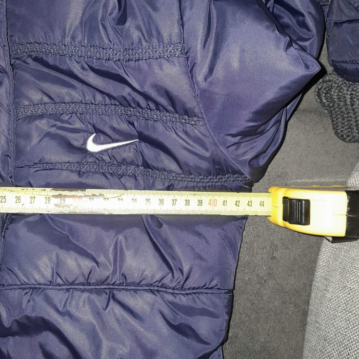 Długa kurtka dziewczęca z paskiem Nike 146 cm