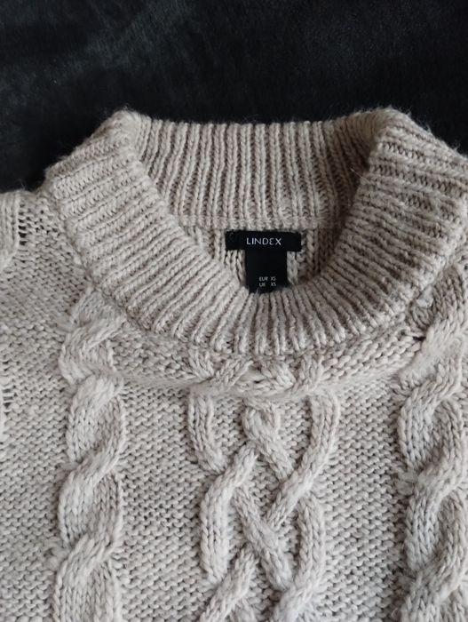 Продам классный, теплый женский свитер