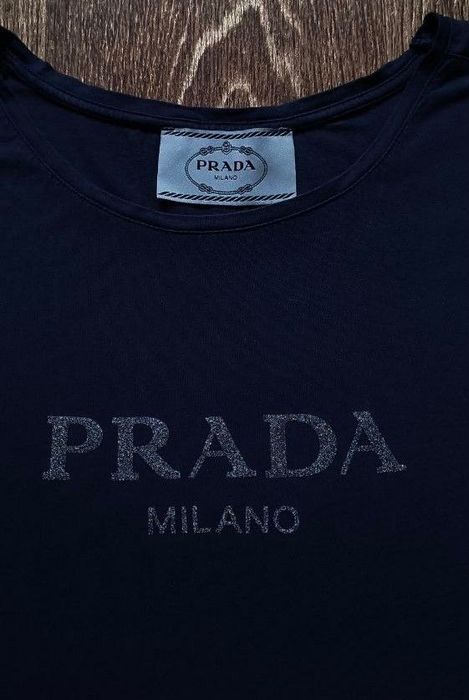 Синяя женская футболка свитшот худи Prada Milano размер M