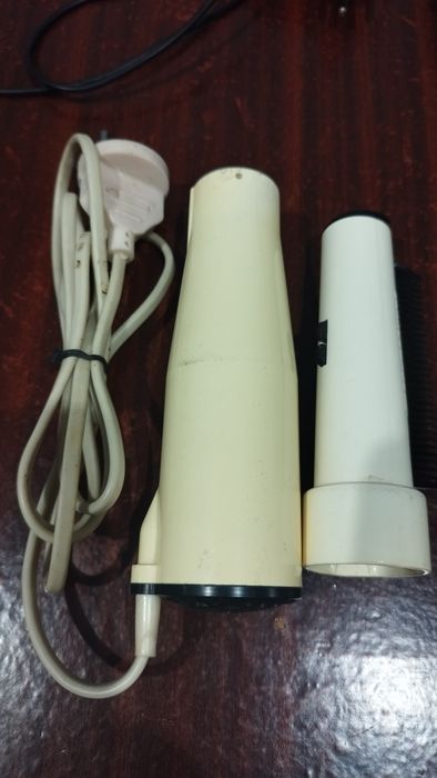 Фен миниатюрный 140 Вт