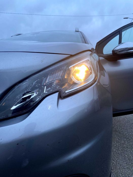 Peugeout 2008 1.2 PURETECH