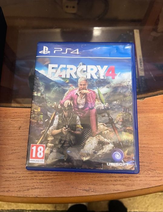 Przedam ps 4 slim cztery gry + pad Nieaktualne!