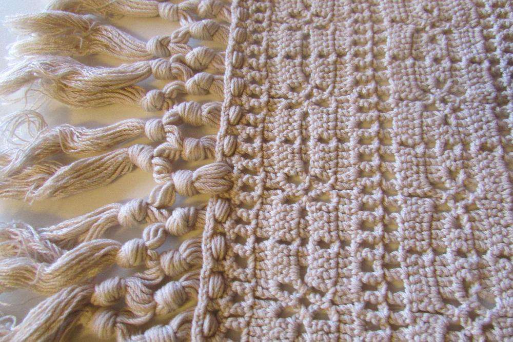 Napaeron realizado em crochet