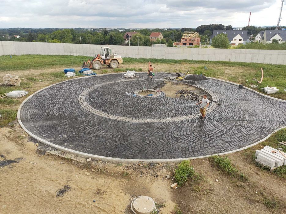 Brukarstwo,Układanie kostki granitowej.
