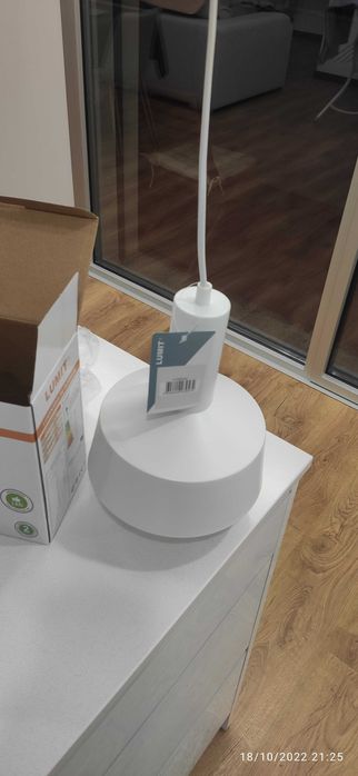 2 Candeeiros suspensos teto