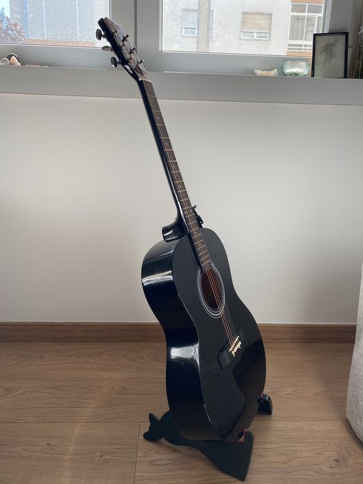 Guitarra acustica e acessorios
