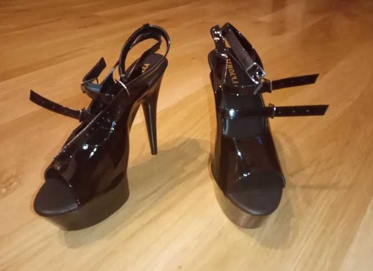 116/ OD RĘKI pole dance sandały platformy szklanki czarne 41 obcas 15