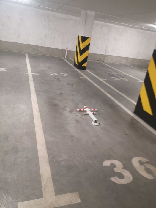 OKAZJA - Sprzedam 2 miejsca w GARAŻU ul.PRZEDMIEJSKA 2,4 VAT23%