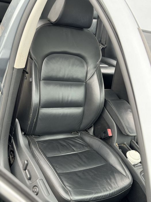 Салон Сидіння Сідушки Диван Карти двери Суперб2 Superb 2  Skoda