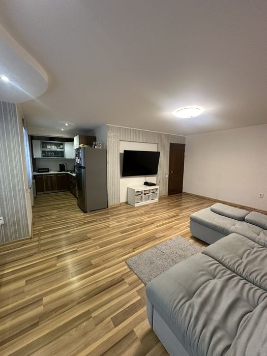 Шикарная 100 метровая 4х комн. квартира Новые дома пр. Льва Ландау