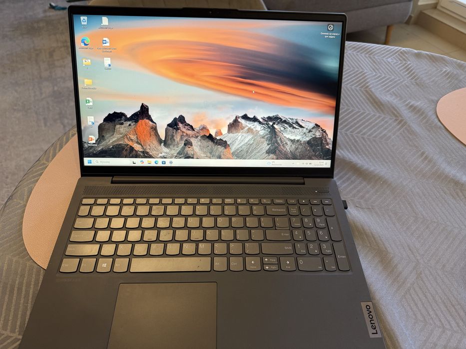 Lenovo ideapad 5 15IIL05, stan idealny