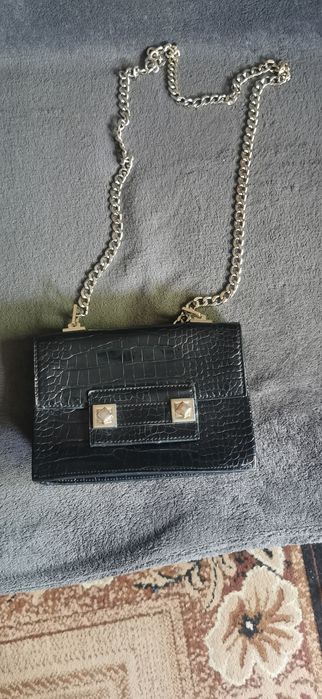 Mala elegancka torebka