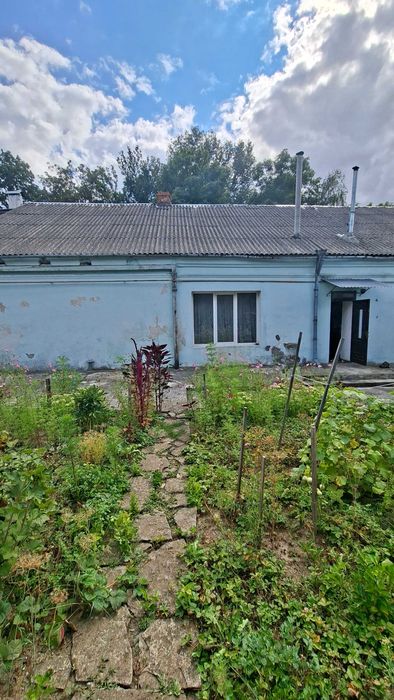 Продаж частини будинку