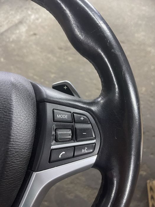 Продам руль BMW X5 X6 f15 f16