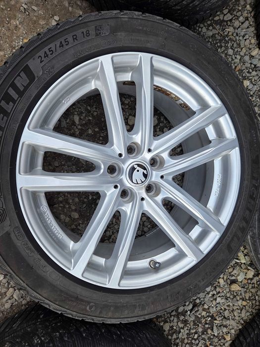 Koła VW Skoda BMW Seat Audi Mercedes MG 18 cali 5x112 ET30 245/45
