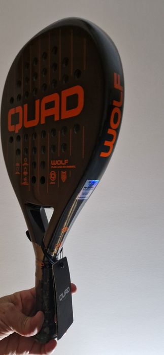 Vendo raquete de padel QUAD WOLF nova