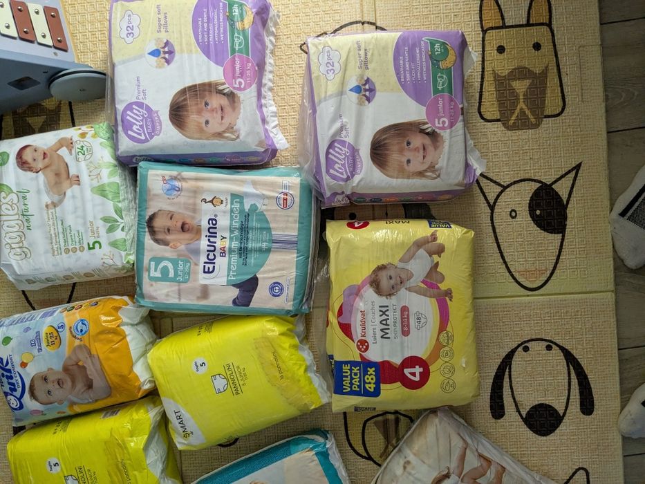 Huggies, Mimi nice,Lolly