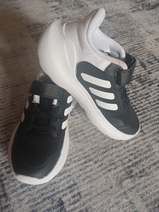Buty sportowe chłopięce