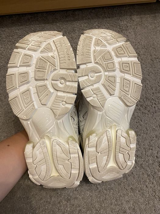 Balenciaga runner white 41 білі кросівки