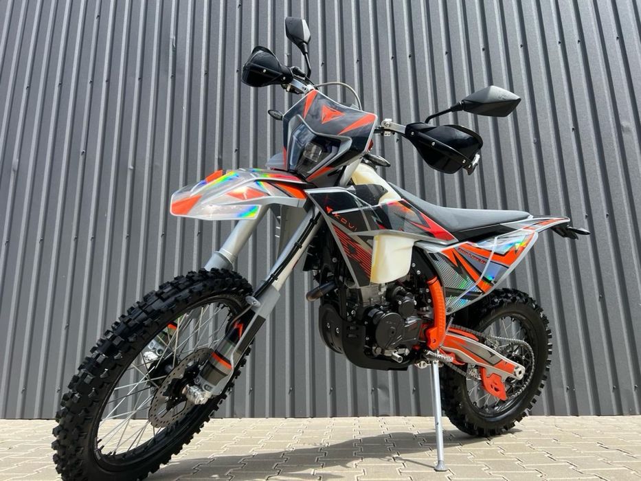 Мотоцикл 2025 новинка Kovi 300 Lite R двиг Лонсін 176