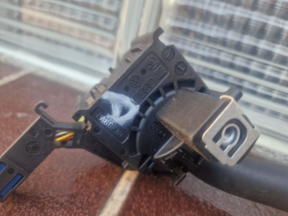 Manetka przełącznik wycieraczek audi a3 a4 a6 8p b6 b7 c6