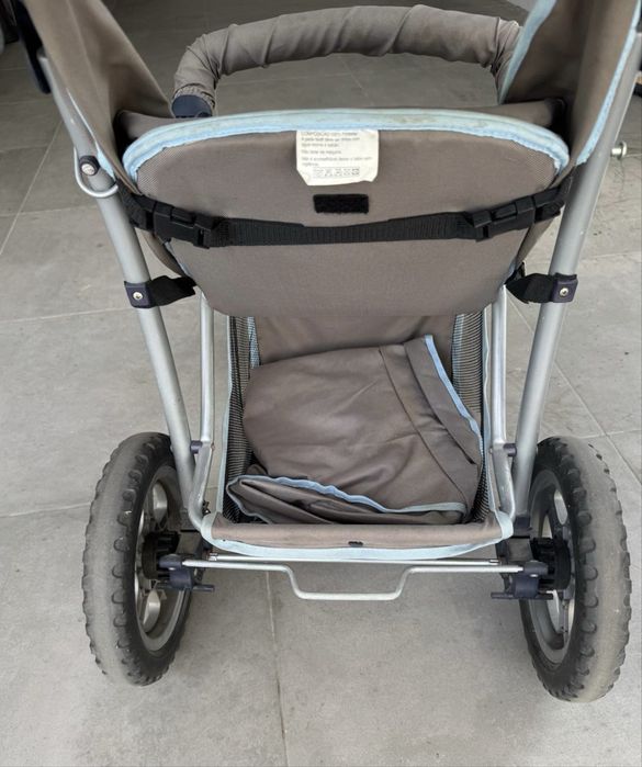 Carrinho de bebé completo
