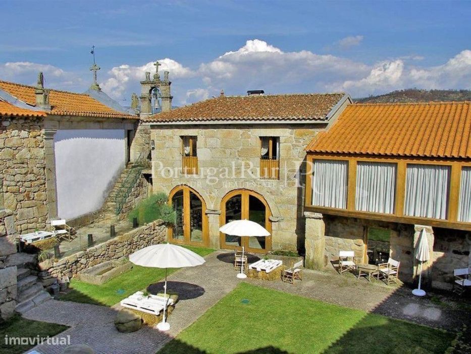Solar do sec. XVIII a funcionar como Turismo Rural