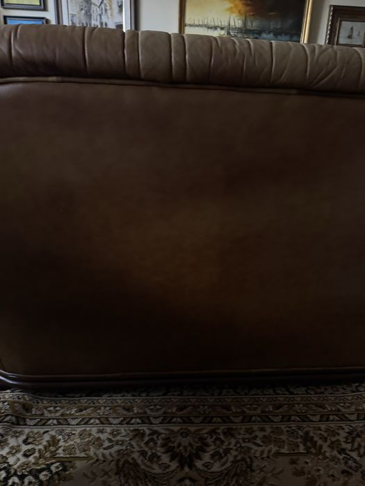 Conjunto de Sofas em Pele