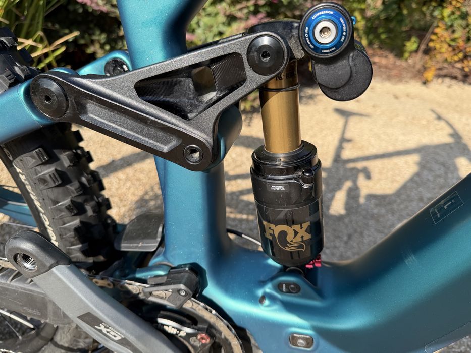 Santa Cruz Bullit 2025 - motor Bosch Gen 5
