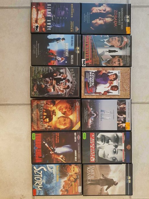Pakiet 57 kaset VHS