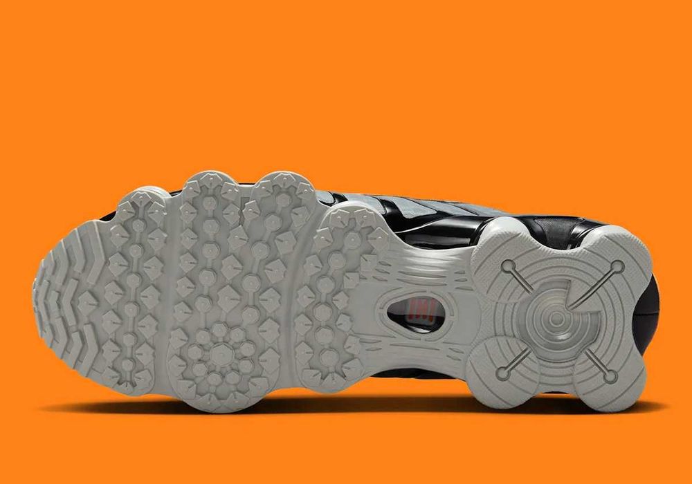 Оригінал! Кросівки Nike Shox TL AV3595-011 US 9 US 9.5