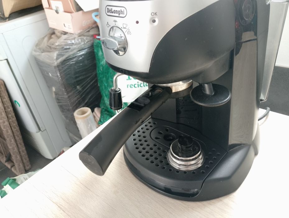 Máquina de café delonghi